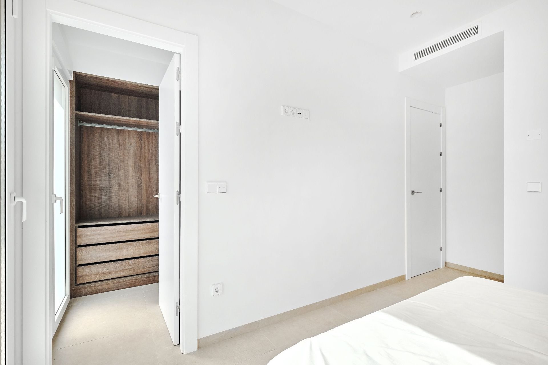 Новое здание - Villa - Los Montesinos