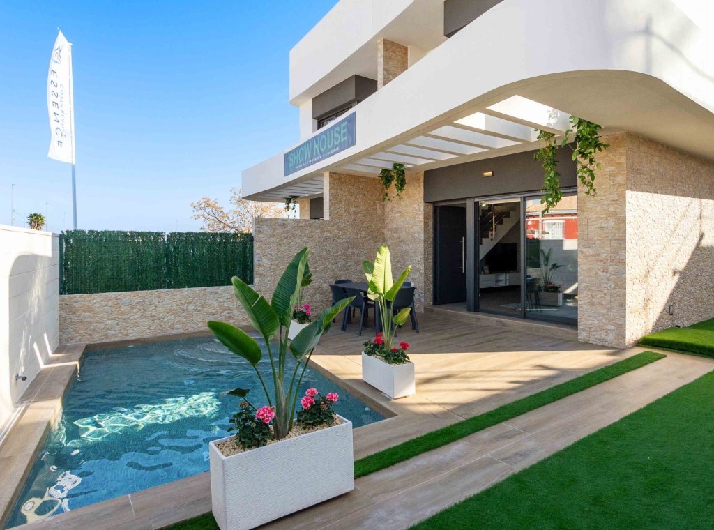 Новое здание - Villa - Montesinos, Los