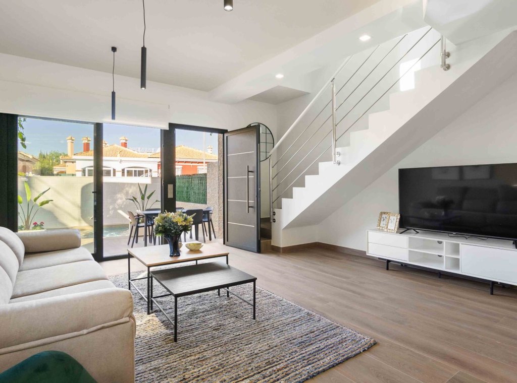Новое здание - Villa - Montesinos, Los