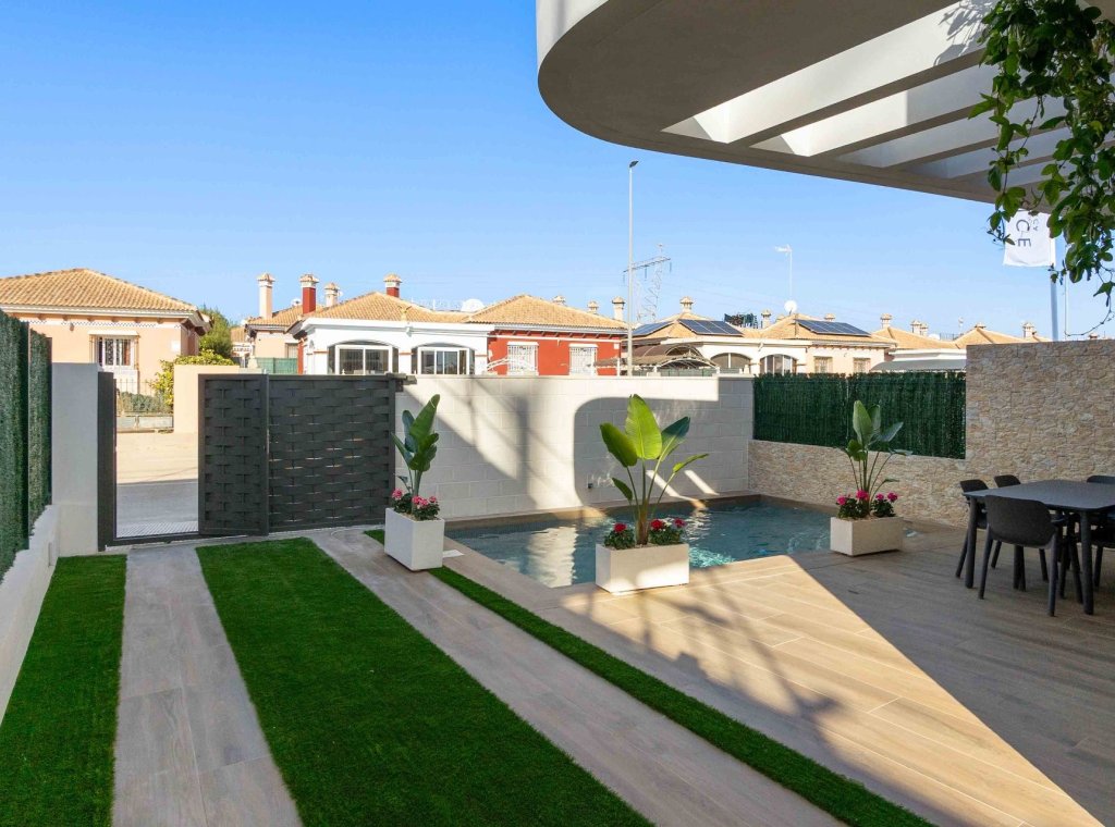 Новое здание - Villa - Montesinos, Los