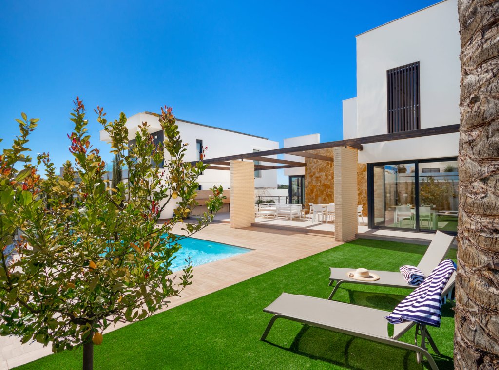 Новое здание - Villa - Orihuela Costa