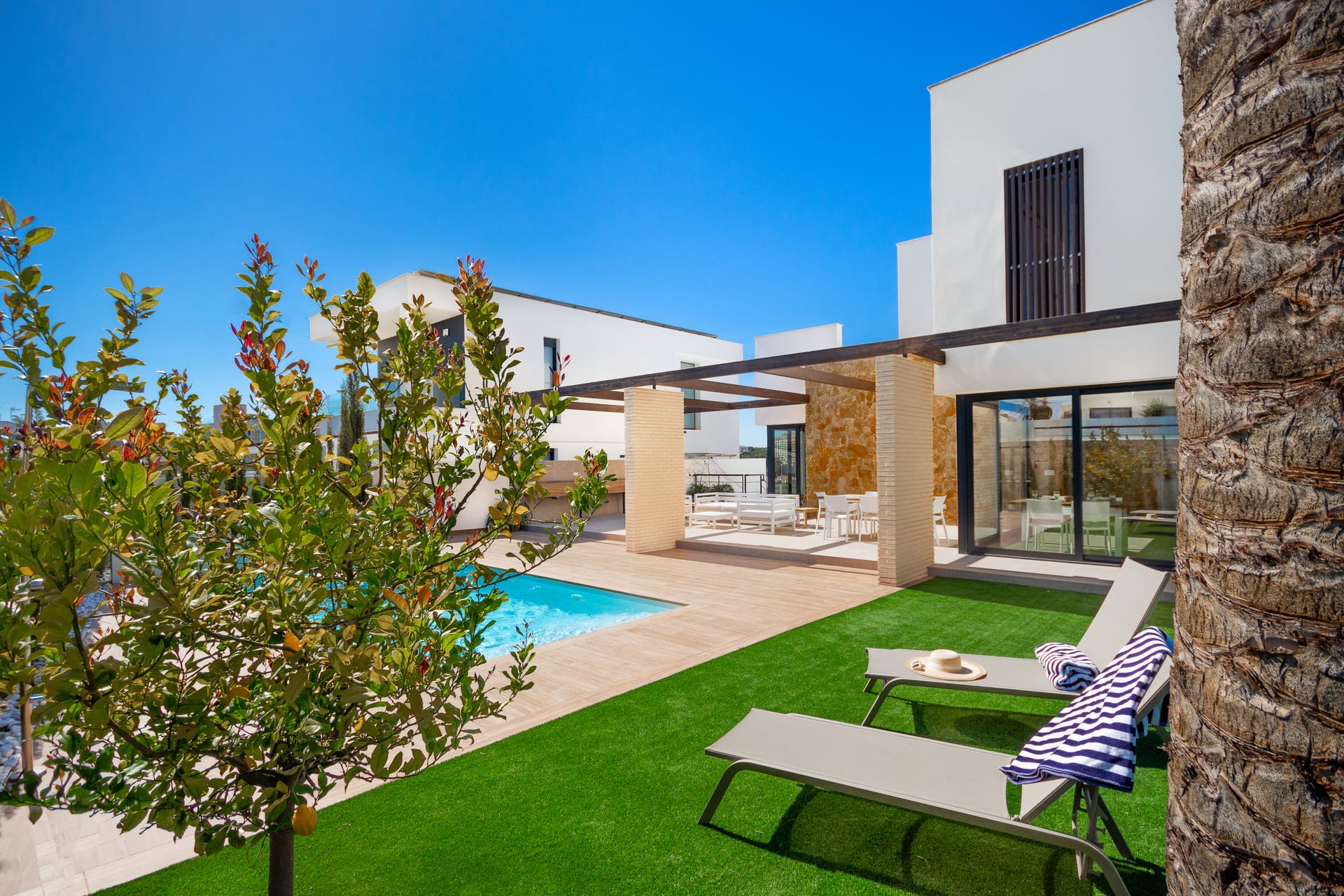 Новое здание - Villa - Orihuela Costa