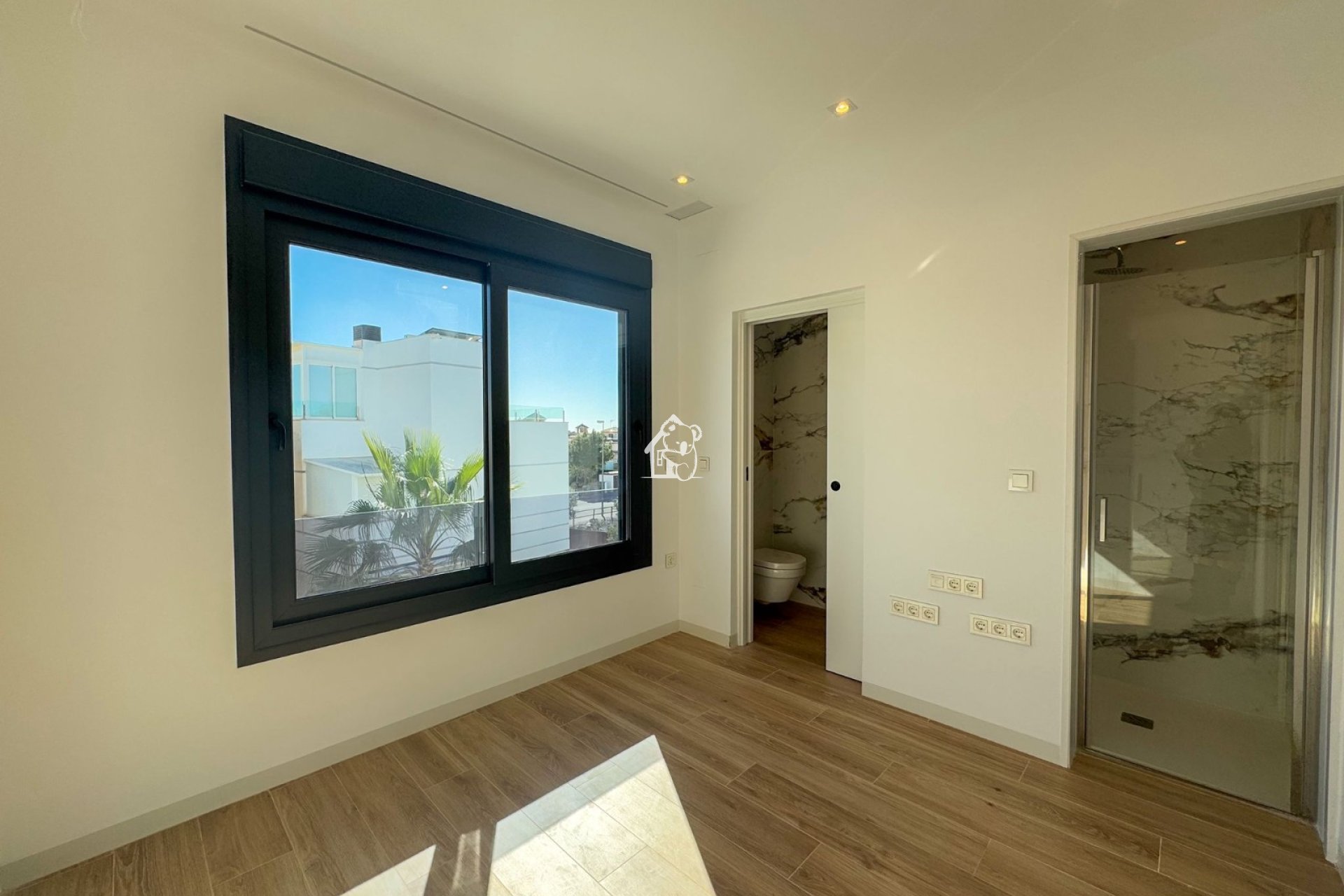 Obra nueva - Adosado - Cabo Roig