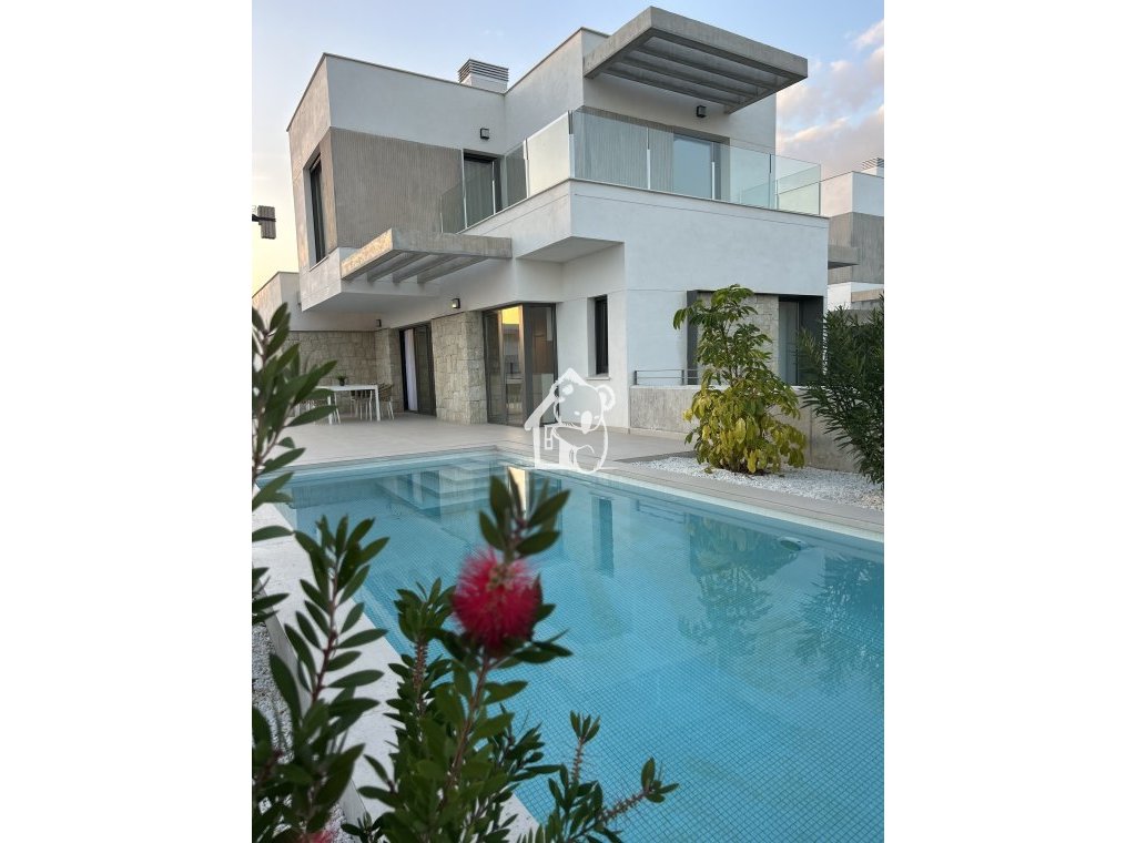 Obra nueva - Adosado - Finestrat