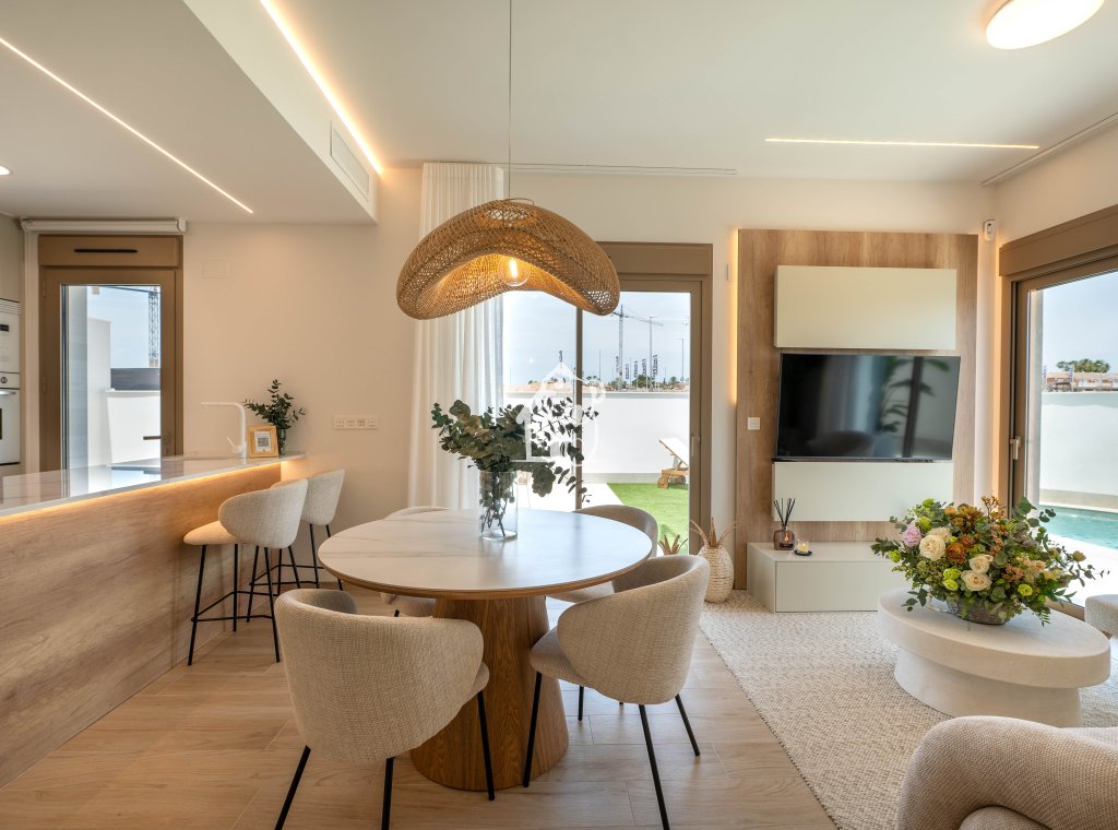 Obra nueva - Adosado - Los Alcázares