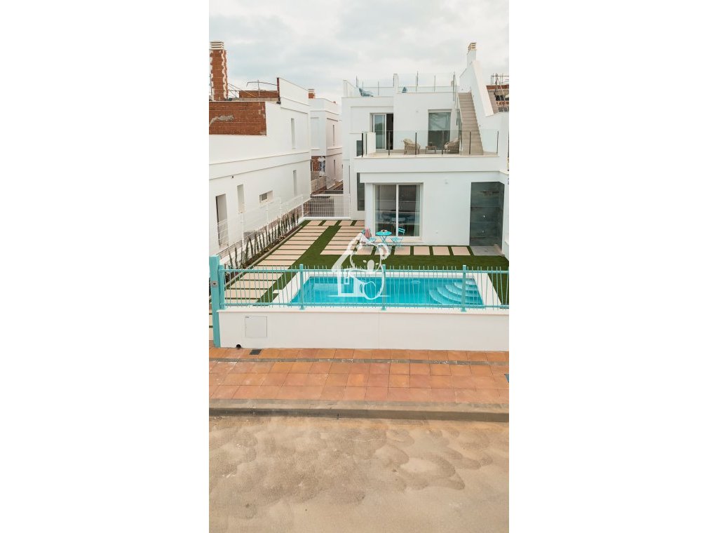 Obra nueva - Adosado - Los Alcázares