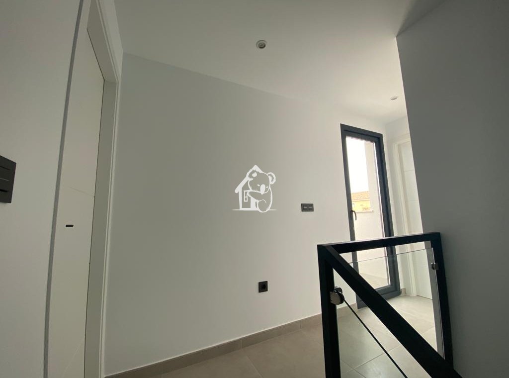 Obra nueva - Adosado - Los Alcázares