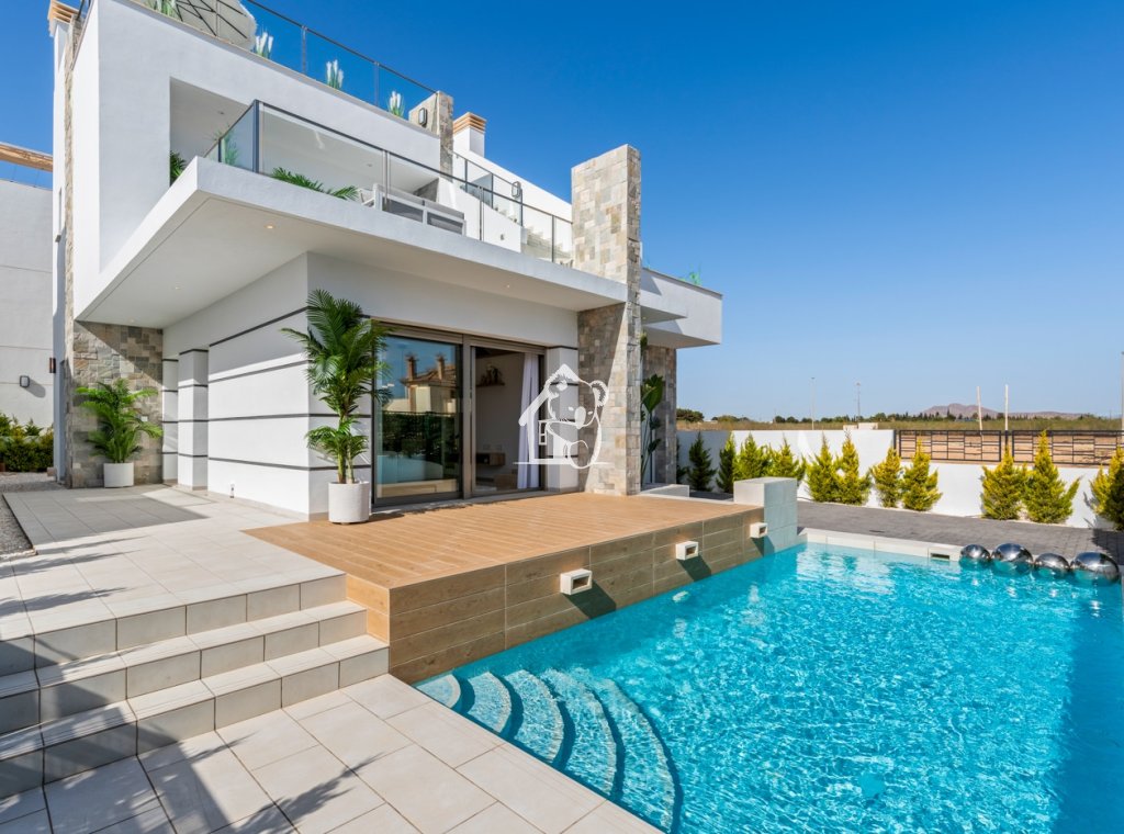 Obra nueva - Adosado - Los Alcázares