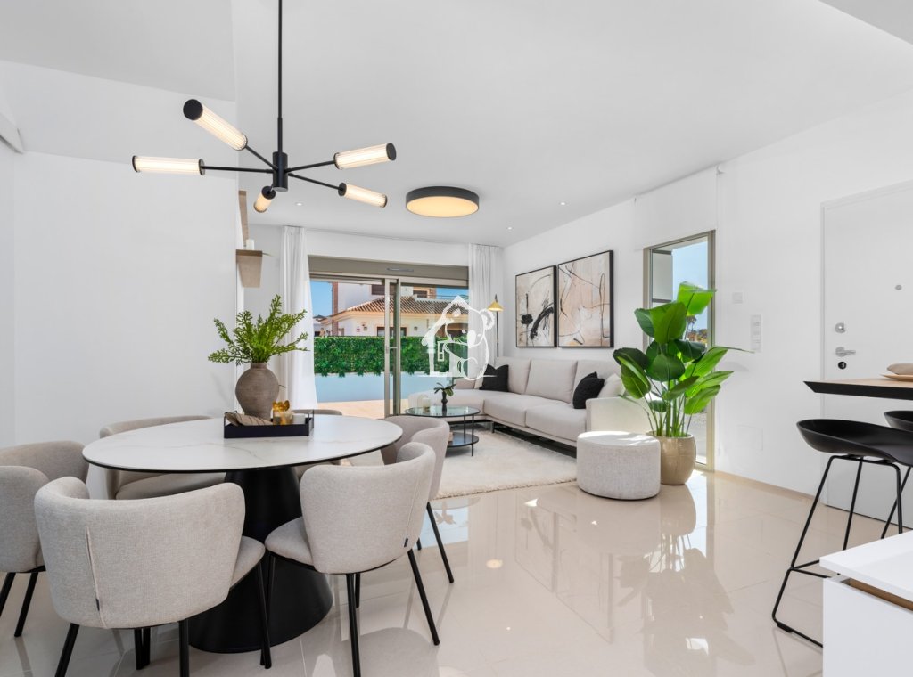 Obra nueva - Adosado - Los Alcázares