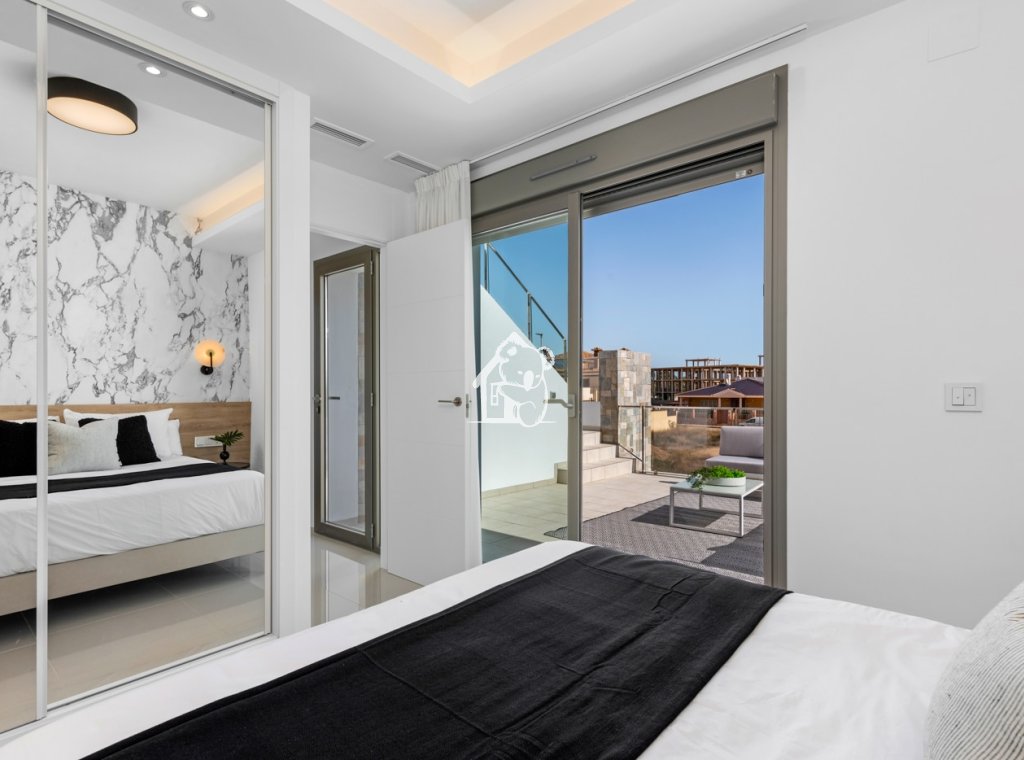 Obra nueva - Adosado - Los Alcázares