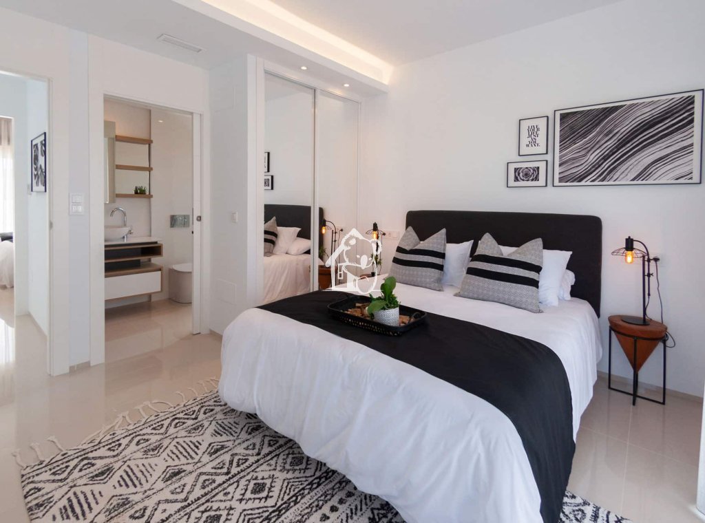 Obra nueva - Adosado - Los Alcázares