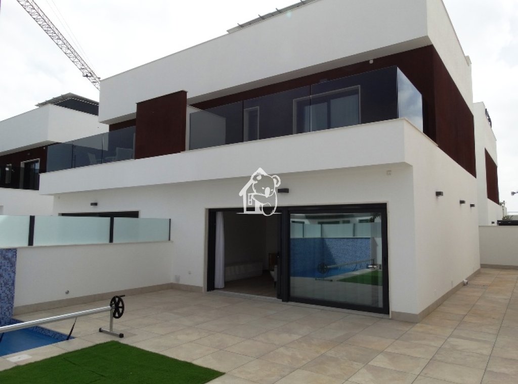 Obra nueva - Adosado - Pilar de la Horadada