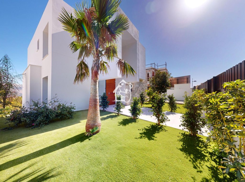 Obra nueva - Adosado - Polop