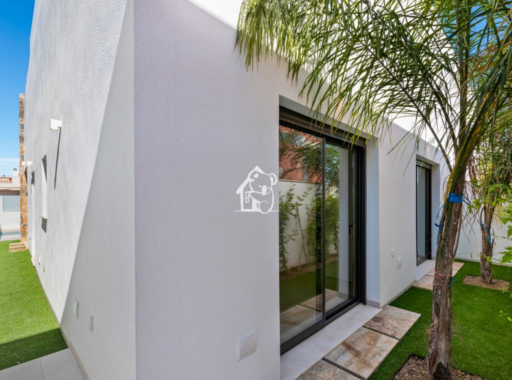 Obra nueva - Adosado - San Javier