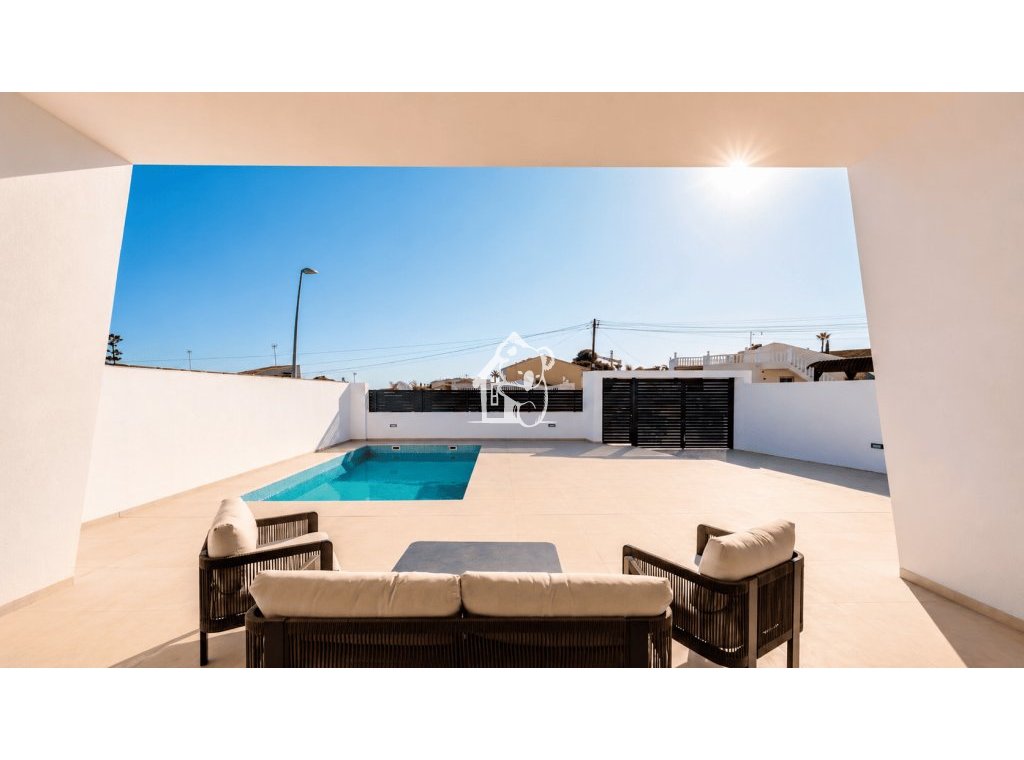 Obra nueva - Adosado - Torrevieja