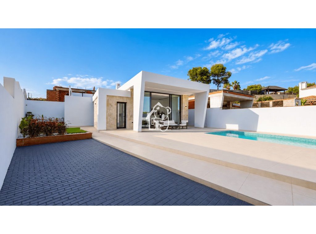 Obra nueva - Adosado - Torrevieja