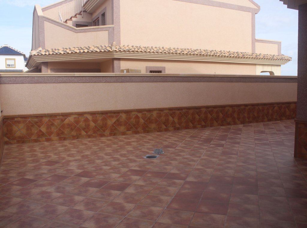 Obra nueva - Adosado - Torrevieja
