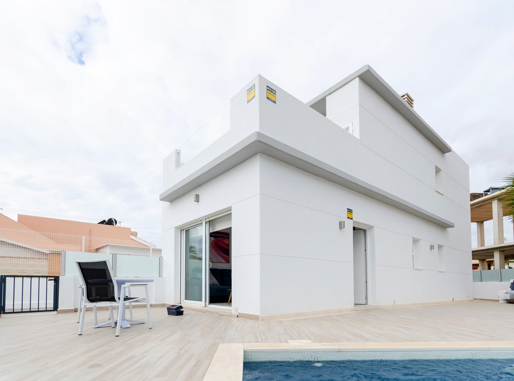 Obra nueva - Adosado - Torrevieja