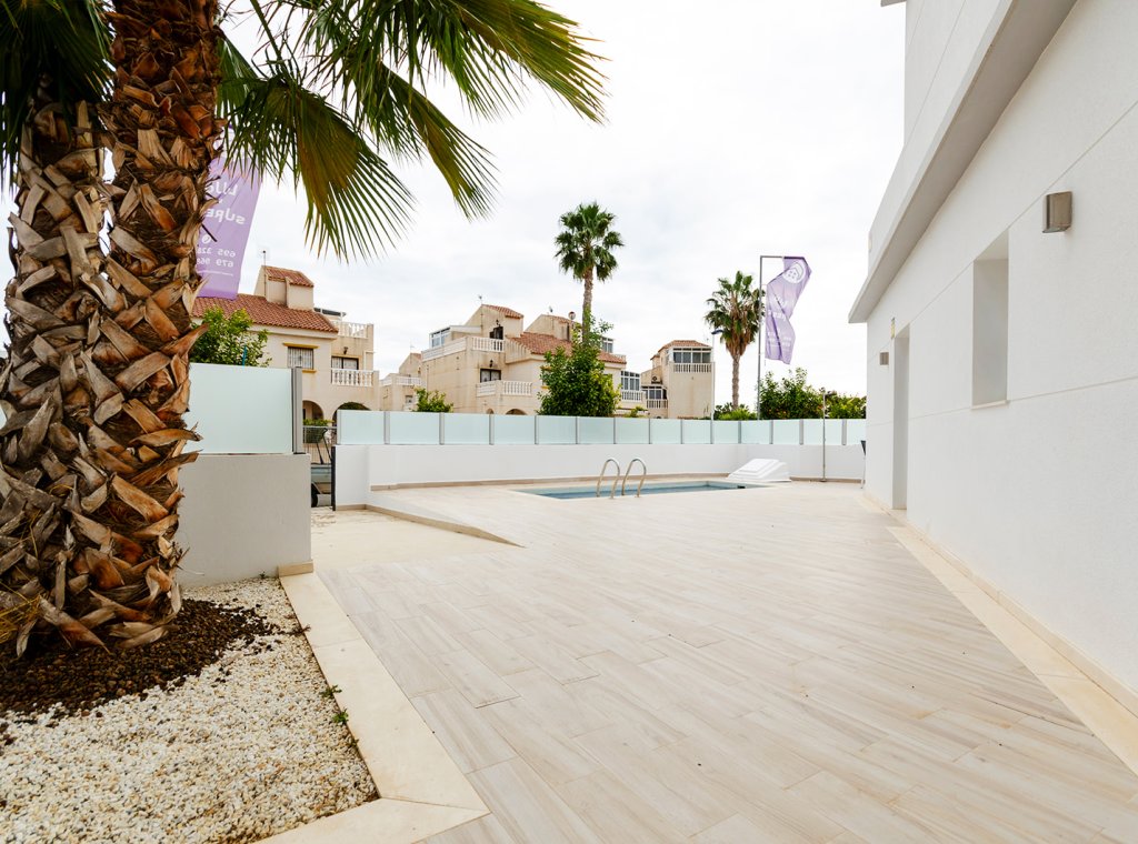 Obra nueva - Adosado - Torrevieja