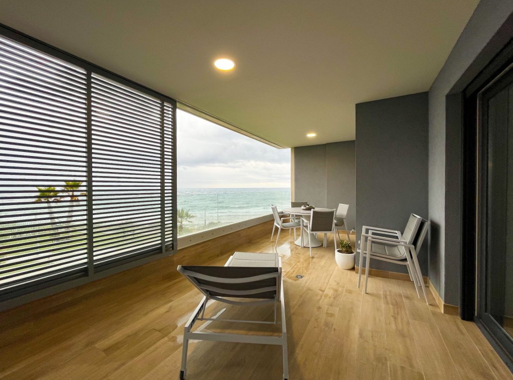 Obra nueva - Apartamento / piso - Orihuela Costa - Punta Prima