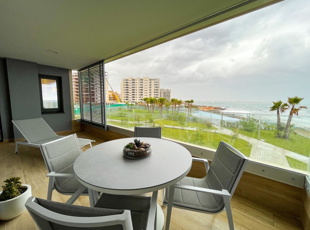Obra nueva - Apartamento / piso - Orihuela Costa - Punta Prima