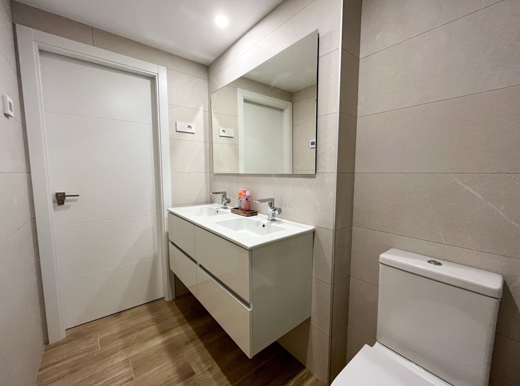Obra nueva - Apartamento / piso - Orihuela Costa - Punta Prima