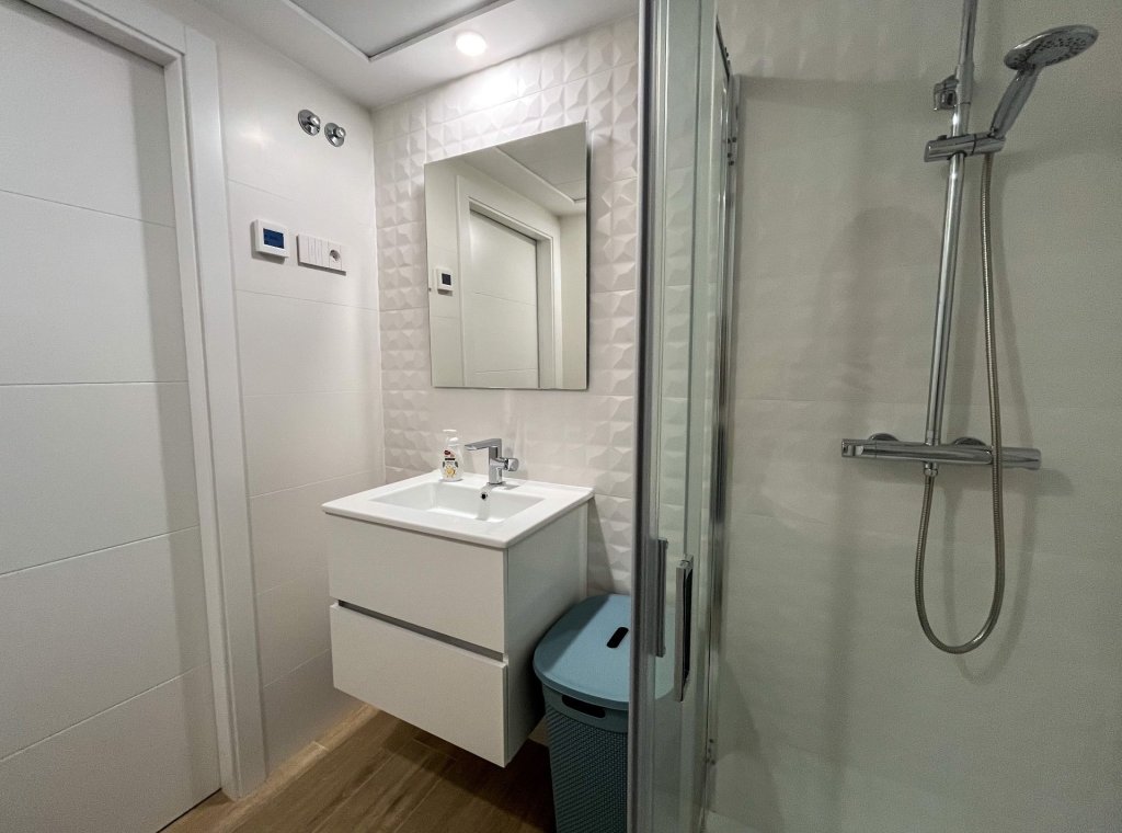 Obra nueva - Apartamento / piso - Orihuela Costa - Punta Prima