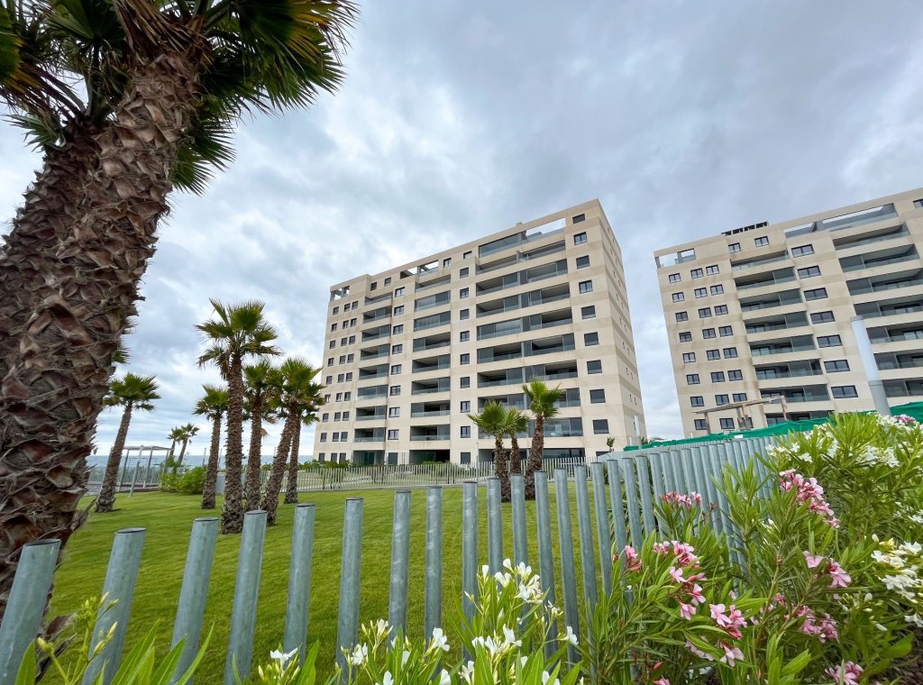 Obra nueva - Apartamento / piso - Orihuela Costa - Punta Prima