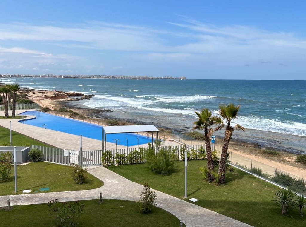 Obra nueva - Apartamento / piso - Orihuela Costa - Punta Prima