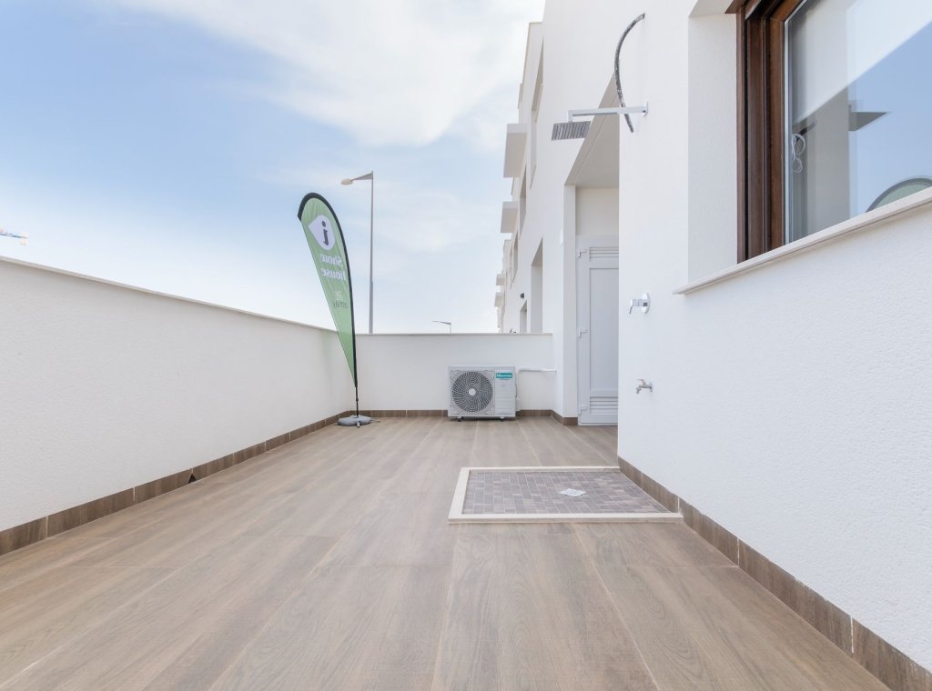 Obra nueva - Apartamento / piso - Torrevieja