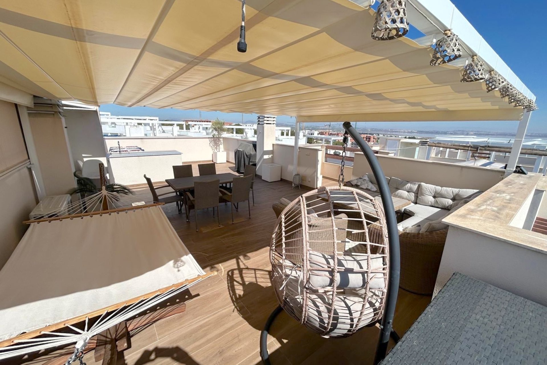 Obra nueva - Apartamento / piso - Torrevieja