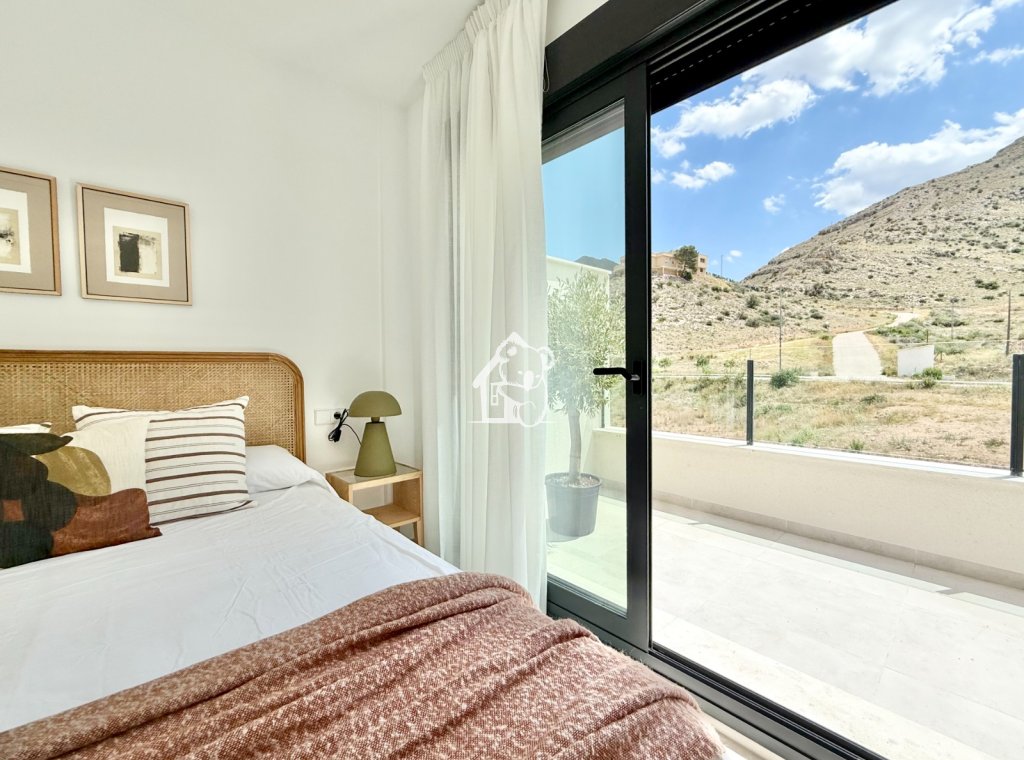 Obra nueva - Bungalow - Cox