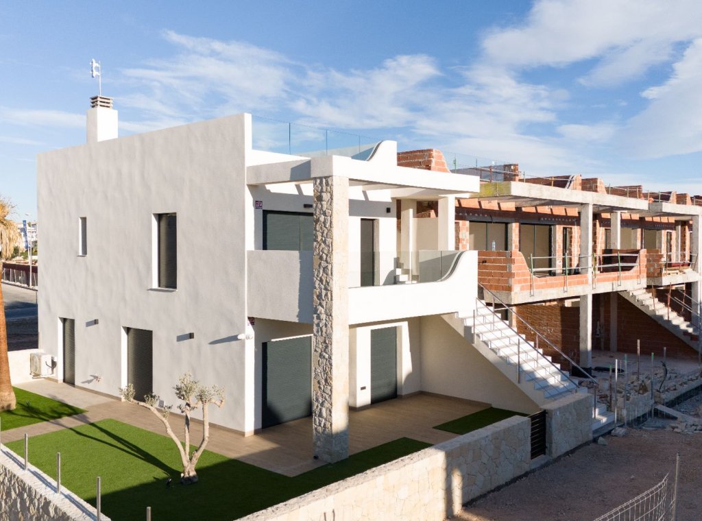 Obra nueva - Bungalow - Pilar de la Horadada