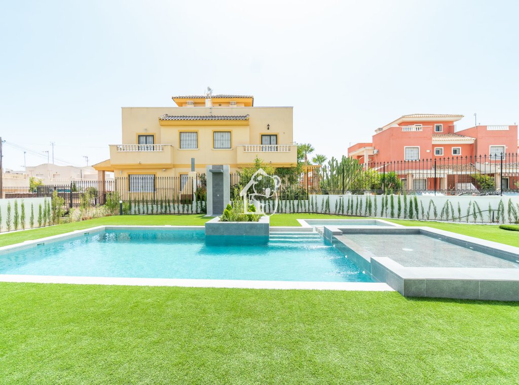 Obra nueva - Bungalow - Torrevieja