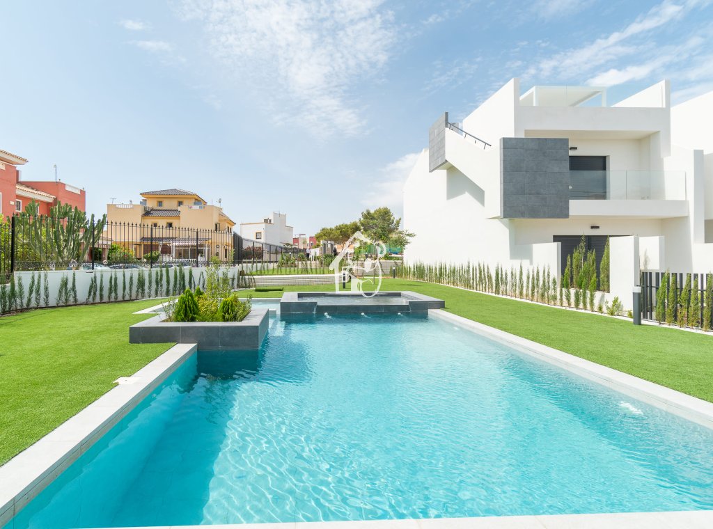 Obra nueva - Bungalow - Torrevieja