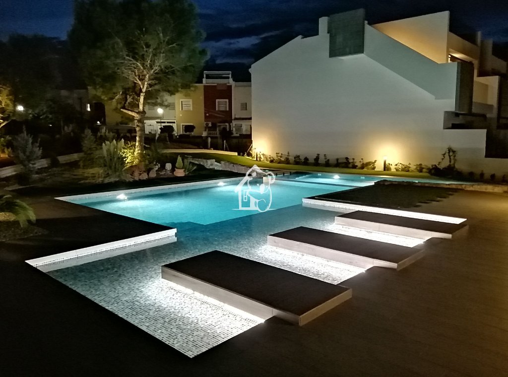 Obra nueva - Bungalow - Torrevieja