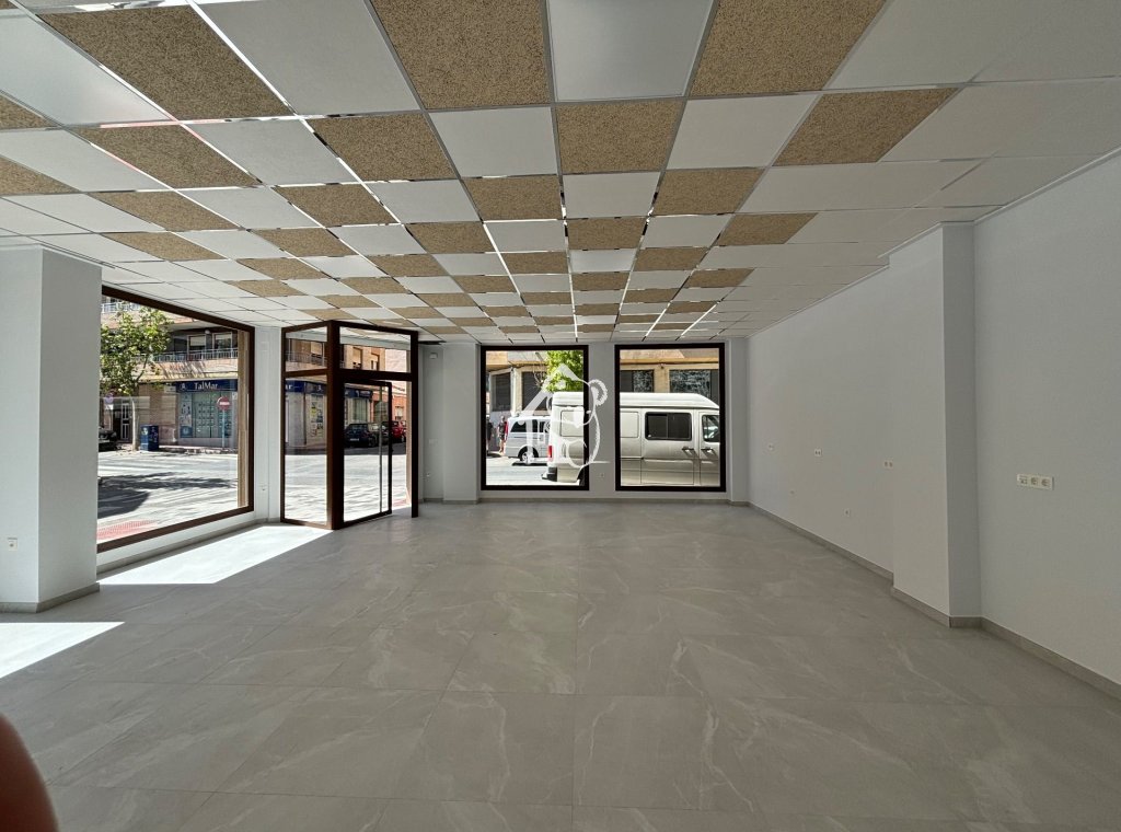 Obra nueva - Comercial - Torrevieja - Torrevieja Centro