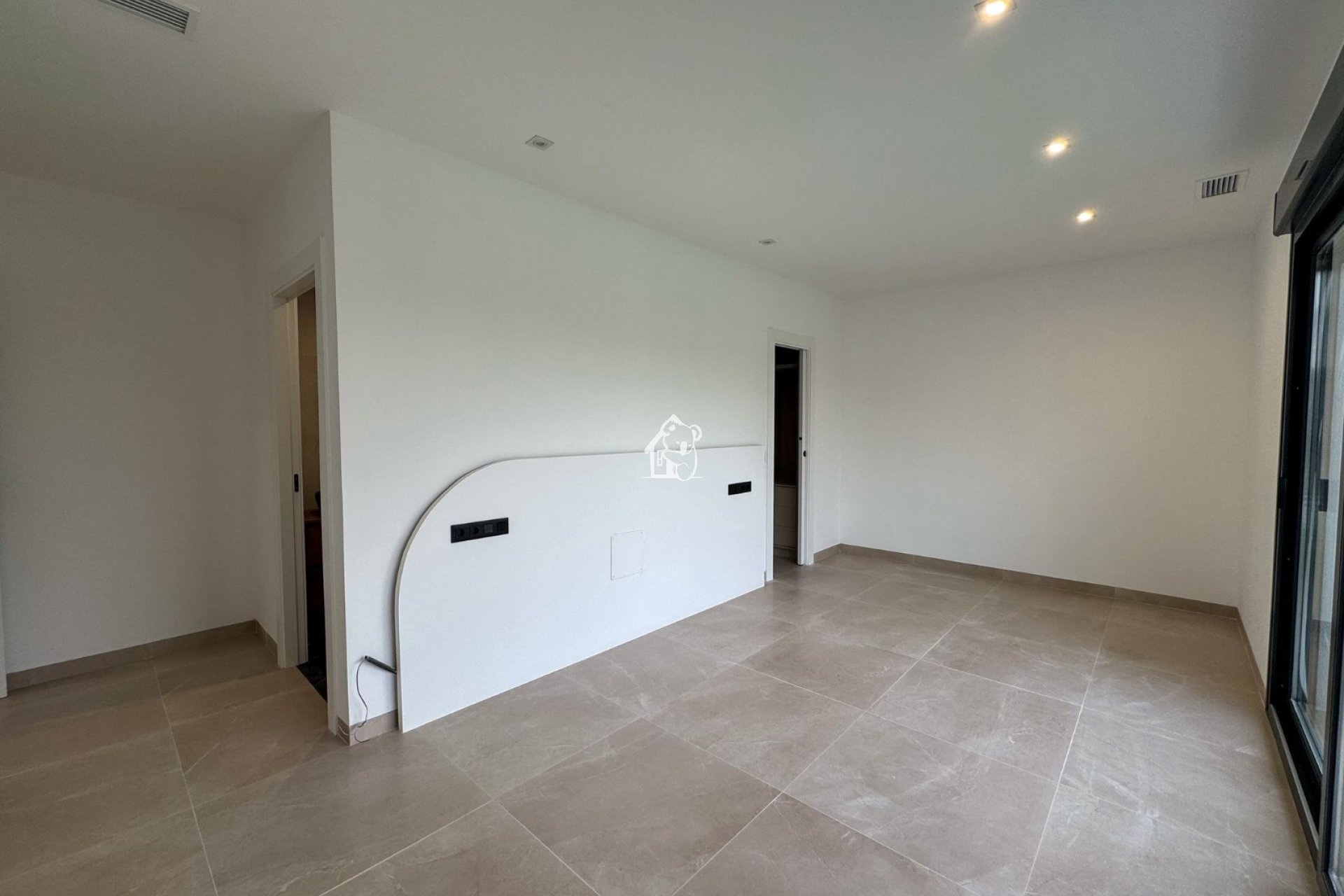 Obra nueva - Villa - Algorfa