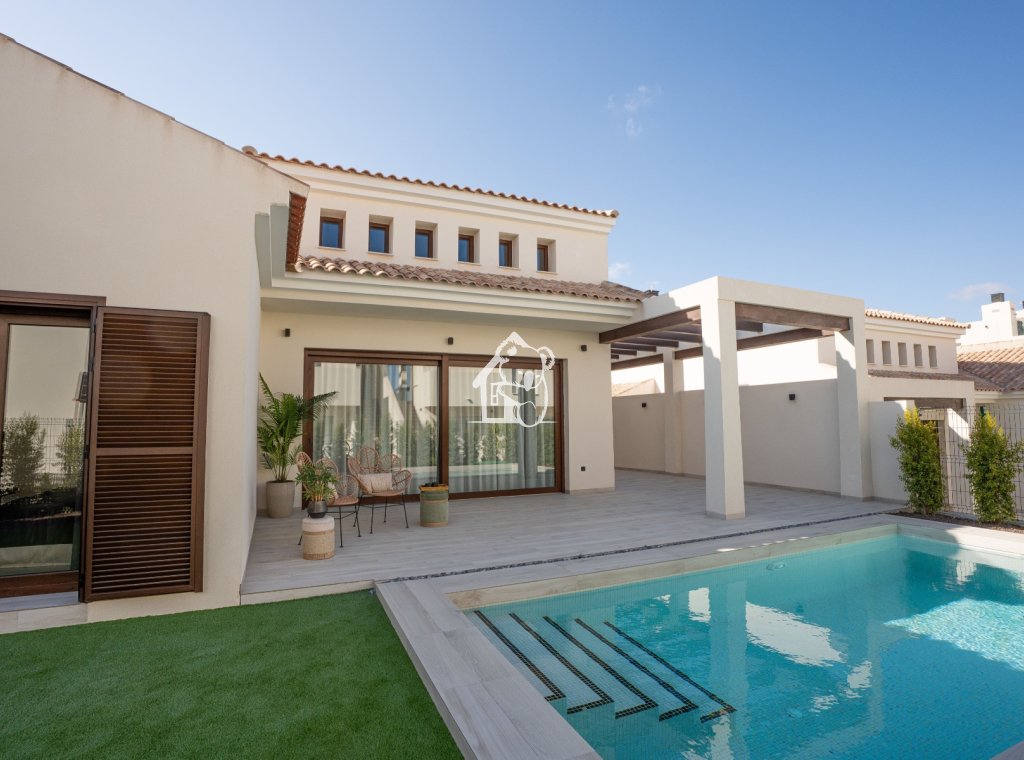 Obra nueva - Villa - Algorfa