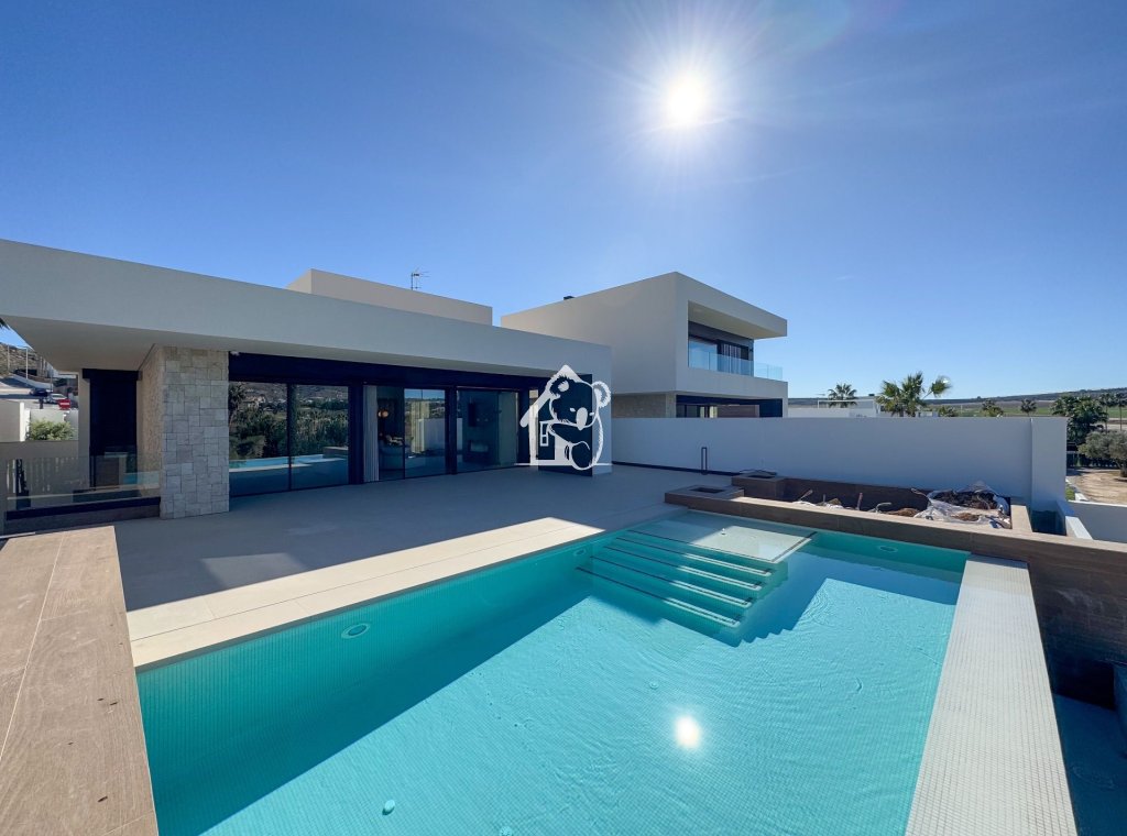 Obra nueva - Villa - Algorfa