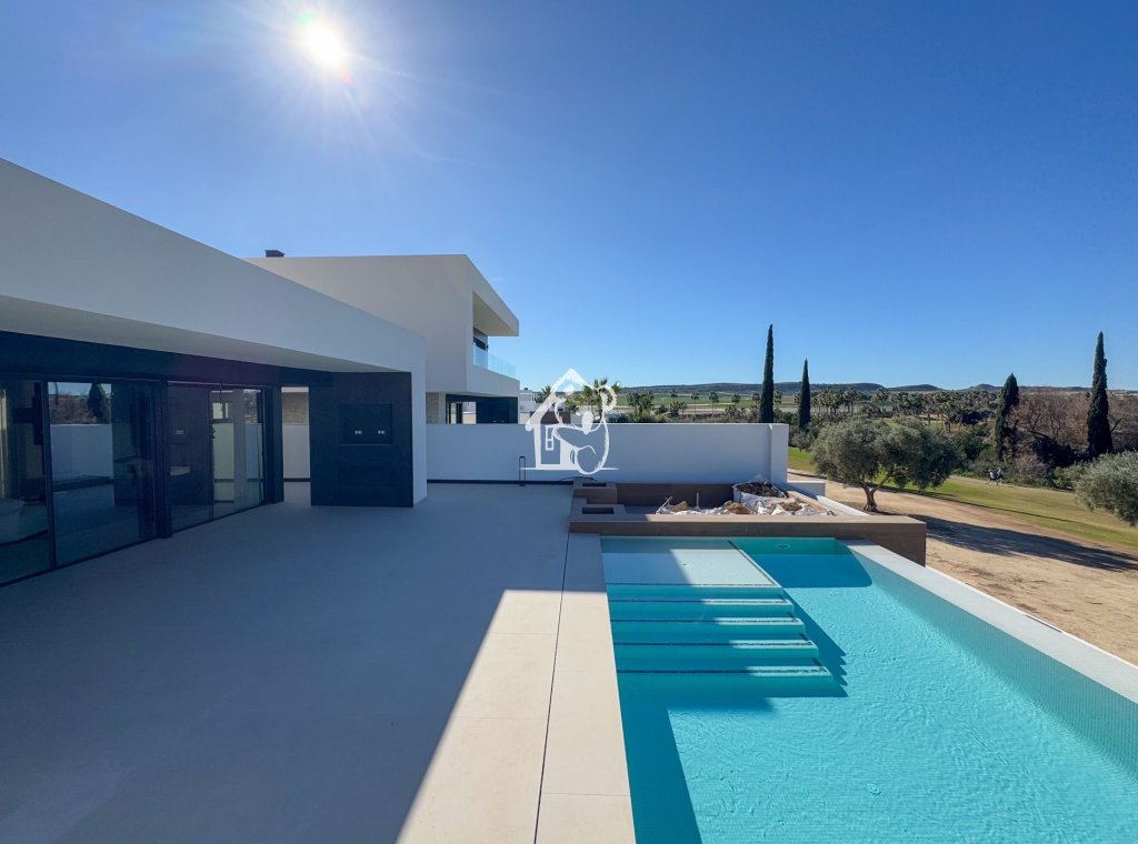Obra nueva - Villa - Algorfa