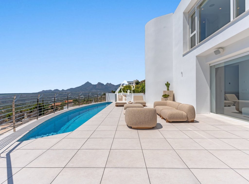 Obra nueva - Villa - Altea