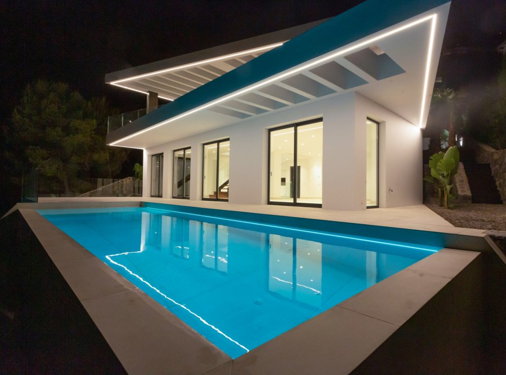Obra nueva - Villa - Altea