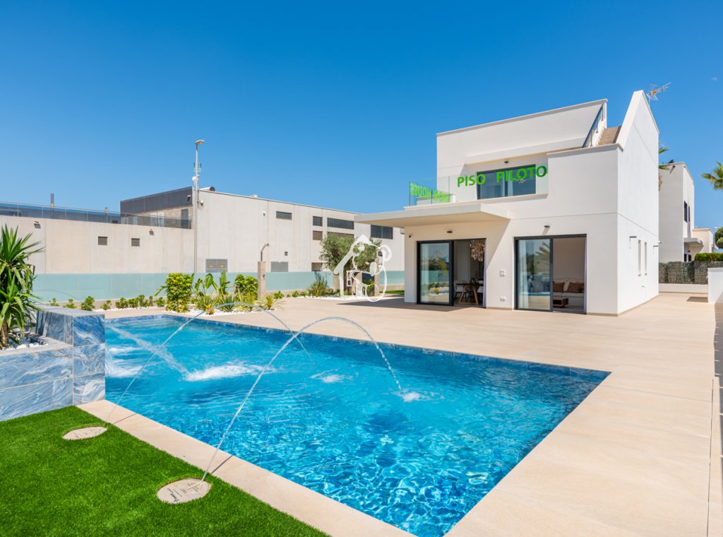 Obra nueva - Villa - Dehesa de Campoamor