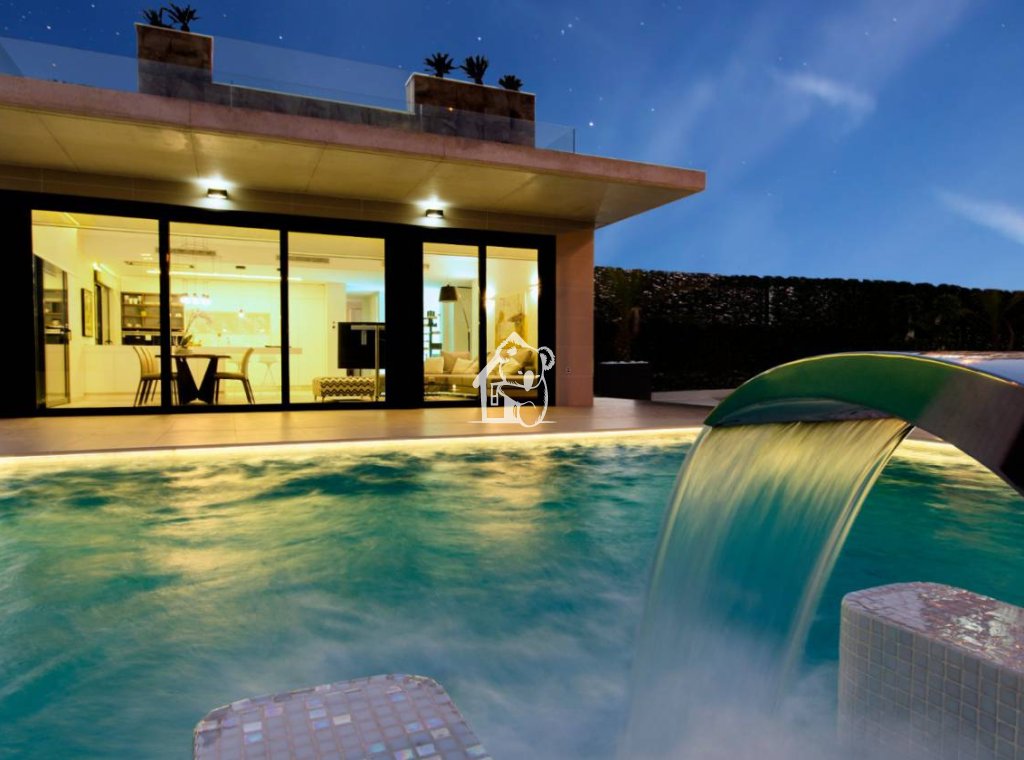 Obra nueva - Villa - Dehesa de Campoamor