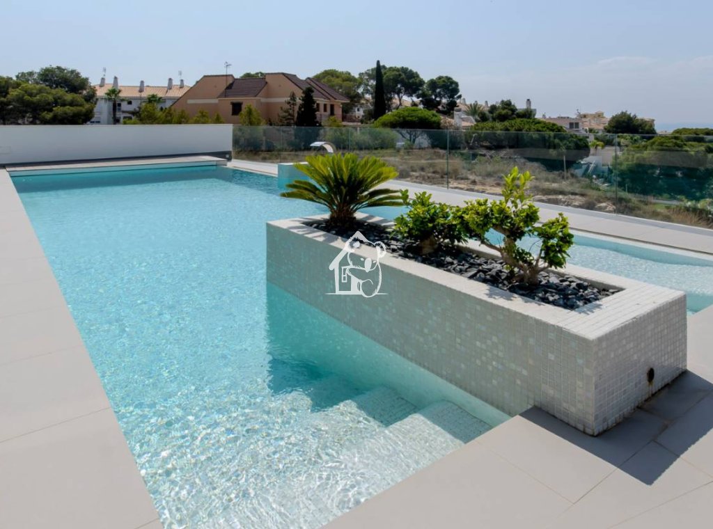 Obra nueva - Villa - Dehesa de Campoamor