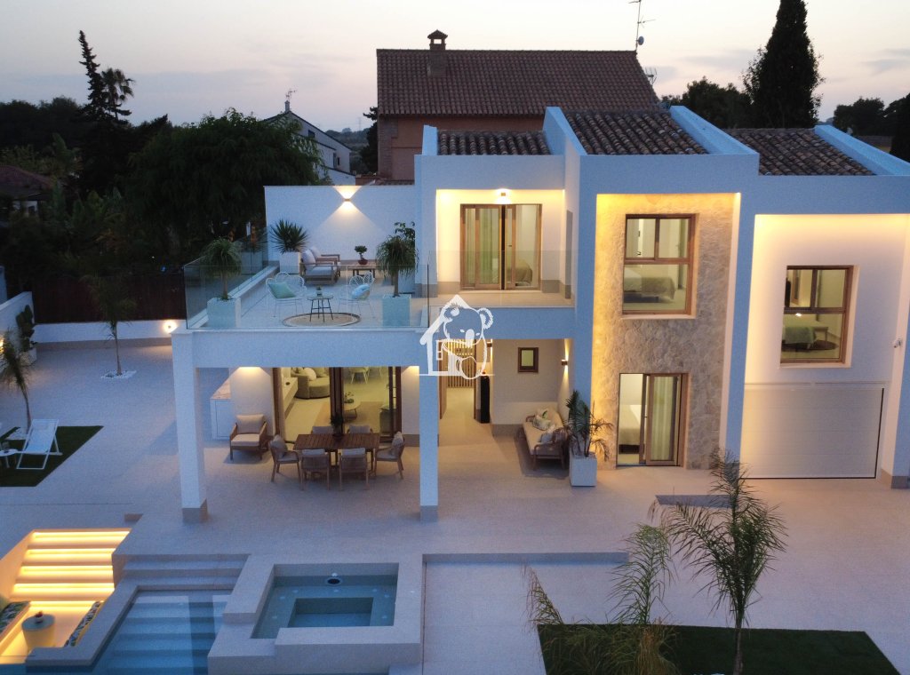 Obra nueva - Villa - Orihuela Costa