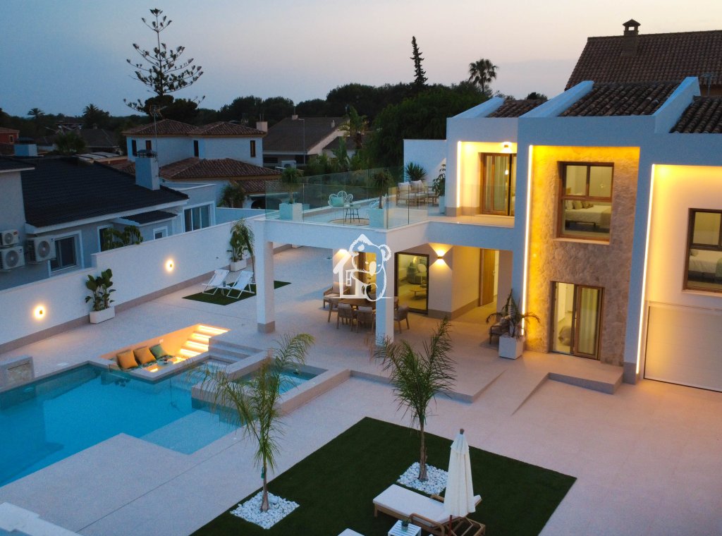 Obra nueva - Villa - Orihuela Costa