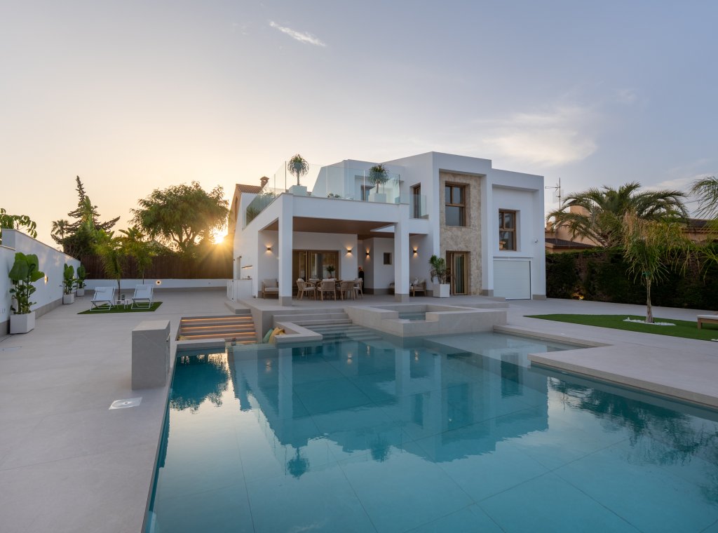 Obra nueva - Villa - Orihuela Costa