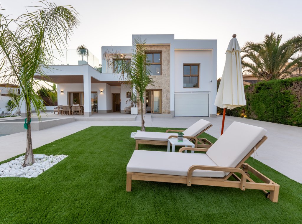 Obra nueva - Villa - Orihuela Costa